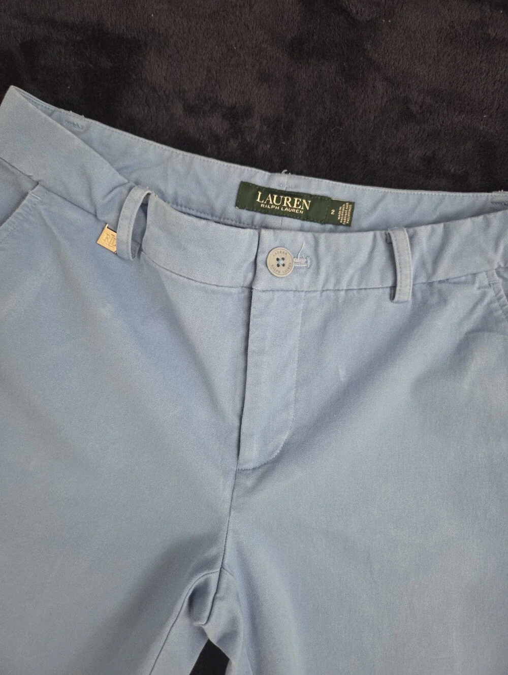 Ralph Lauren Blue Flat Front Women's Shorts. Size 2